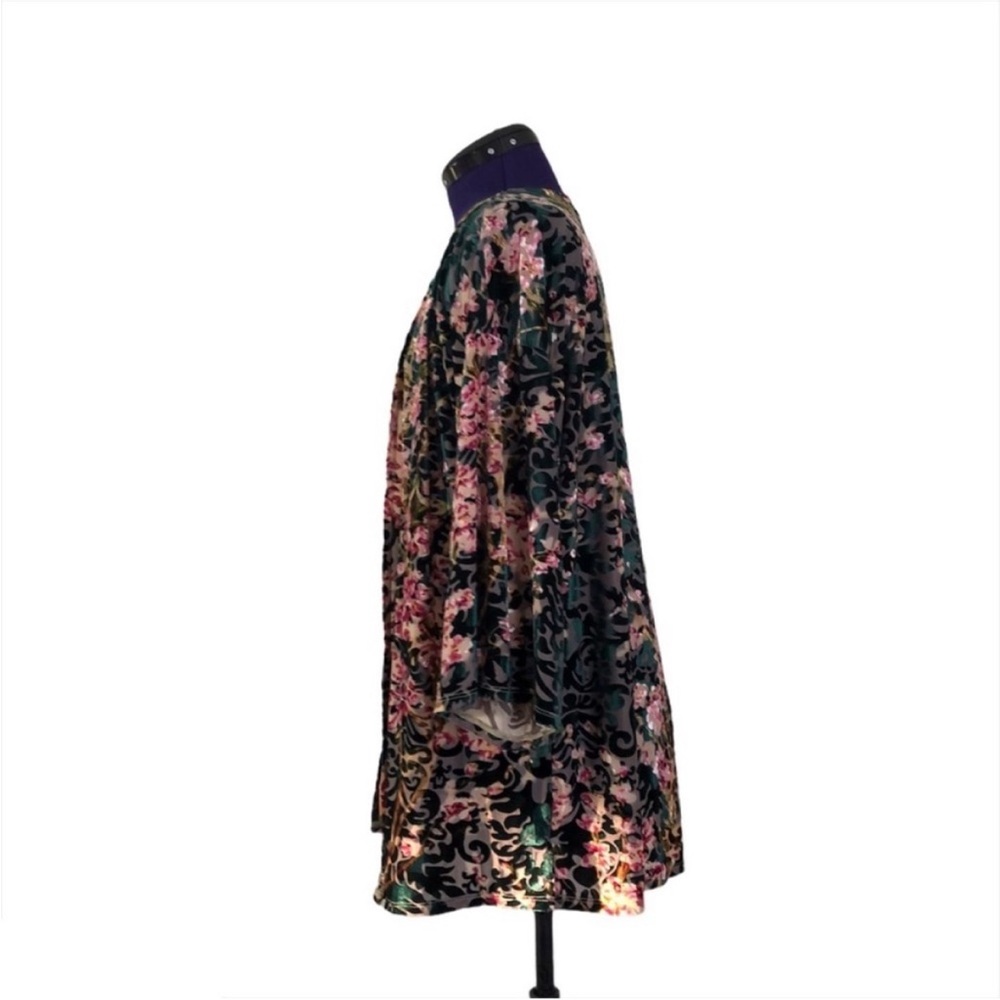 Always Indigo Green Black Floral Velvet Sweater - Picture 2 of 16